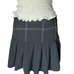 Paper Moon Black Mini Skirt | Pleated Drop Waist | Contrast Stitch | Size Large